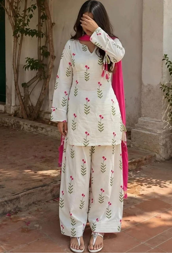 Women's Ivory Floral Print Kurta Palazzo Set with Pink Dupatta