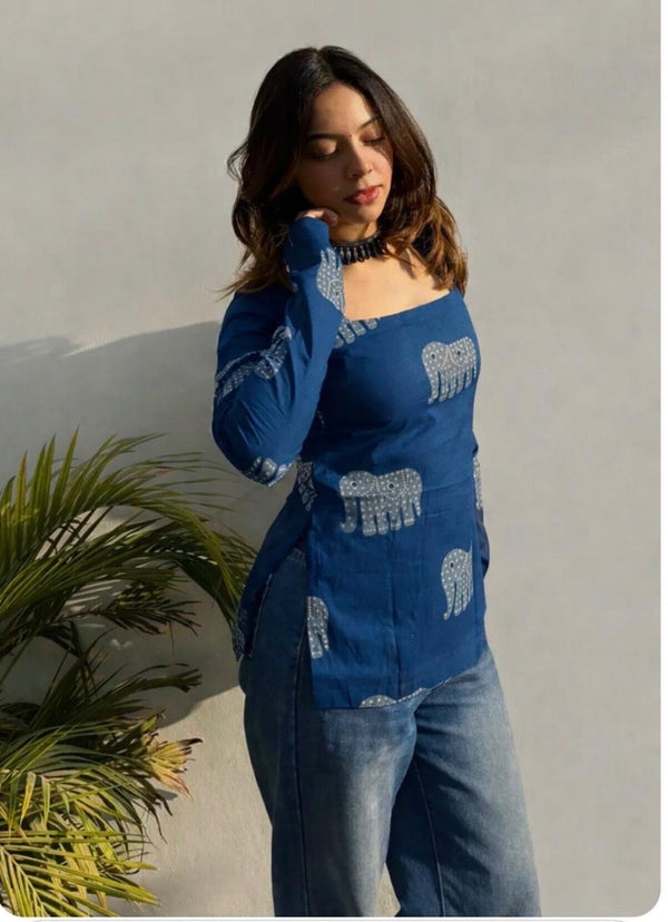 Women's Blue Decorative Elephant Print Square-Neck Short Kurti