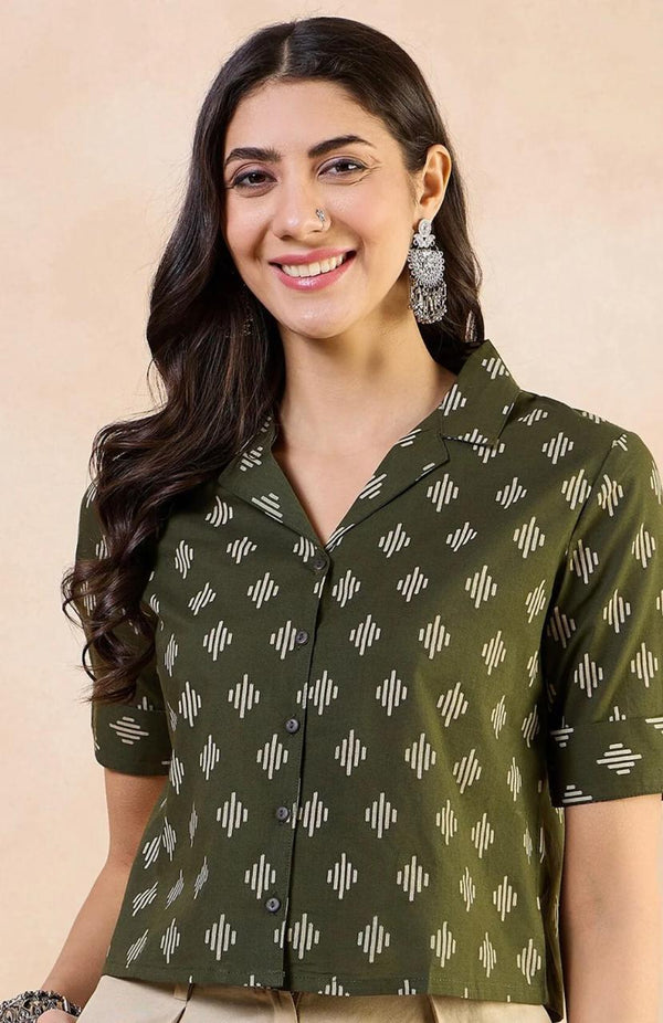 Women's Olive Abstract Motif Print Cropped Shirt