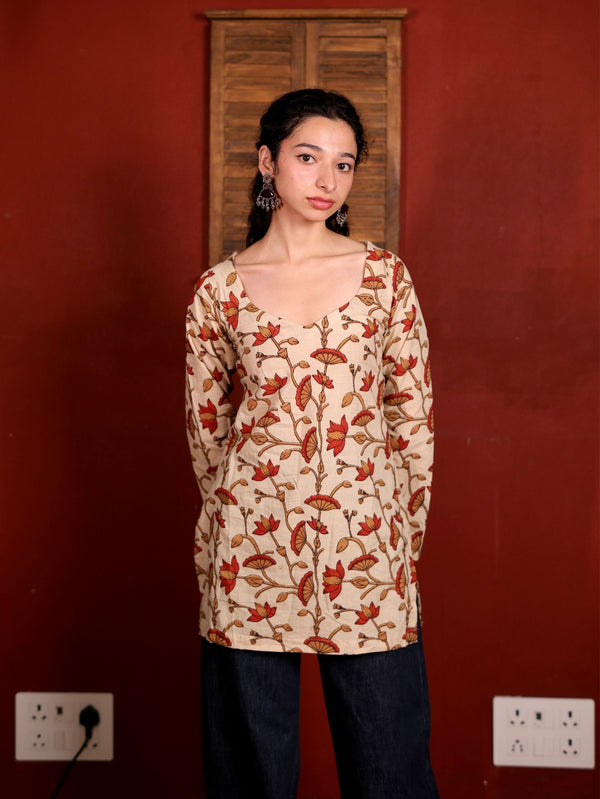 Aranya Beige Cotton Sweetheart Neck Short Kurti