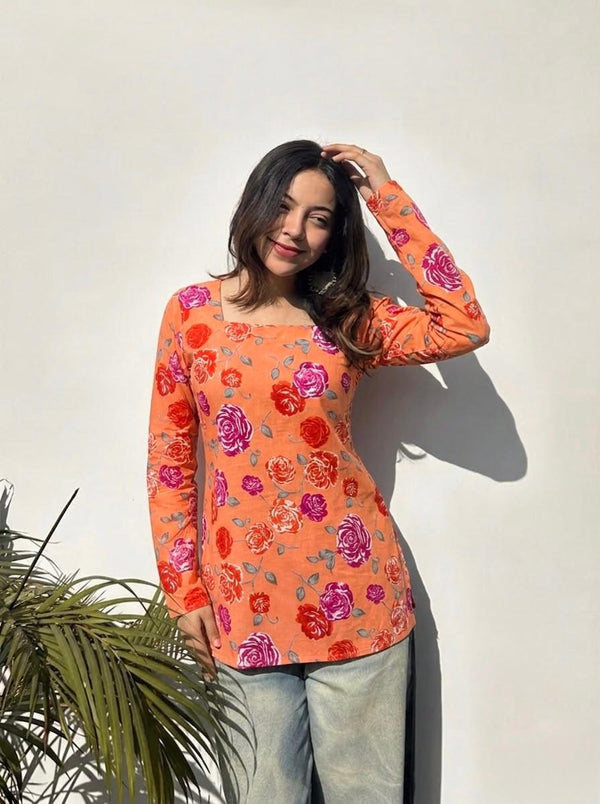 Women's Peach Floral Print Square-Neck Short Kurti